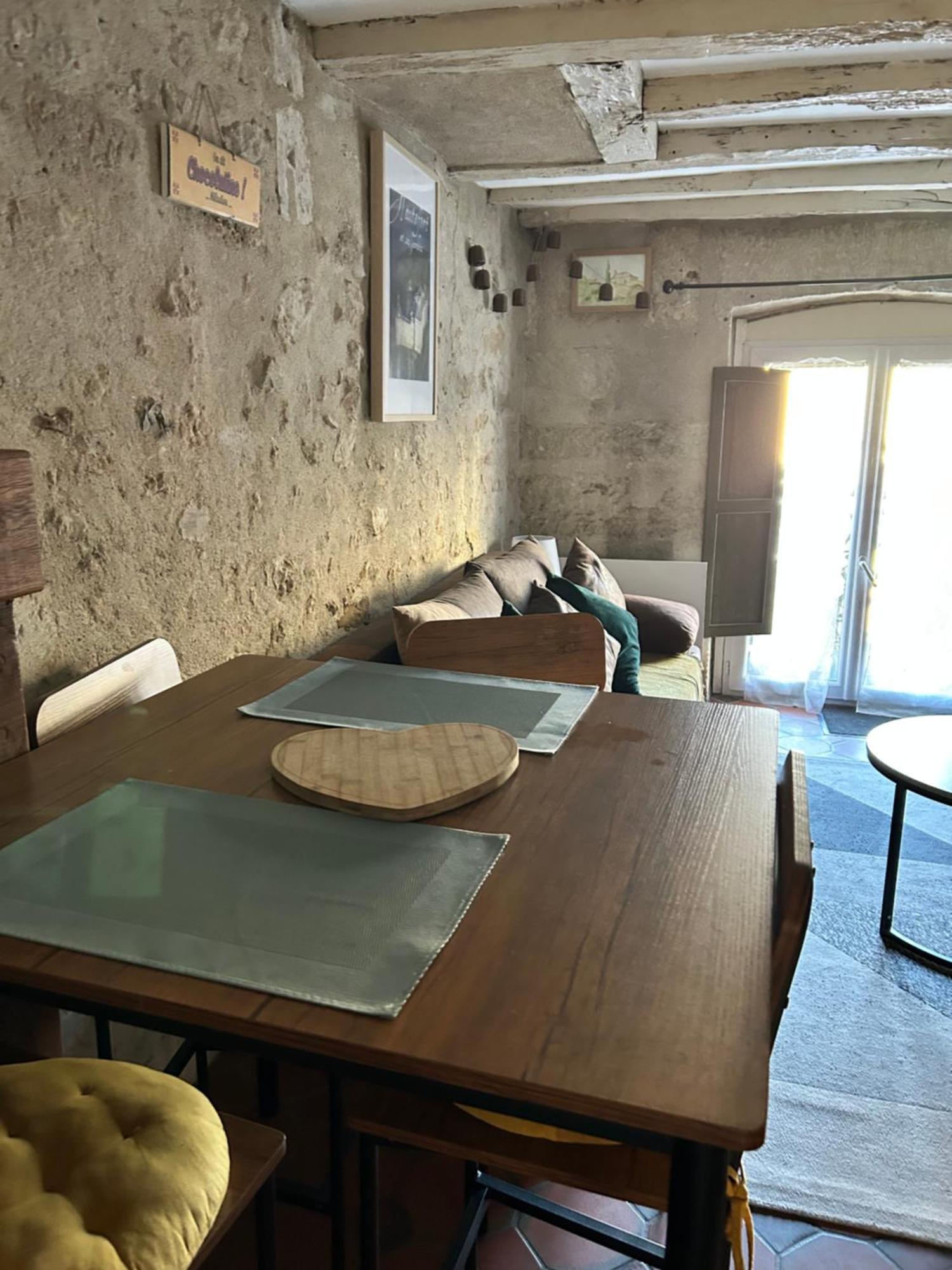 Le Ptit Saint-front Apartment *